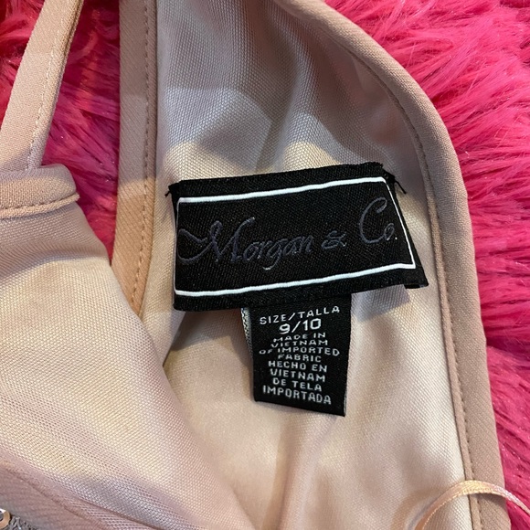 Evening Gown Sequin  Dreamy flowing and ready for a night out - Picture 5 of 8